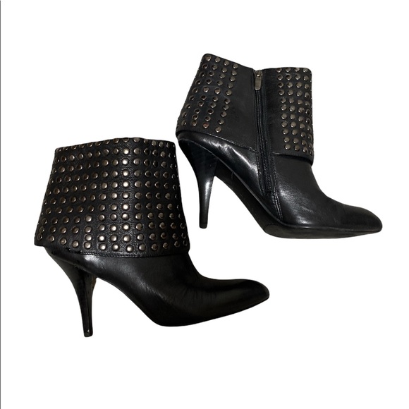 Enzo Angiolini black cuffed booties - Picture 2 of 2